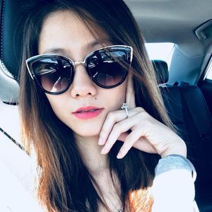 Meet your Posher, Nhi